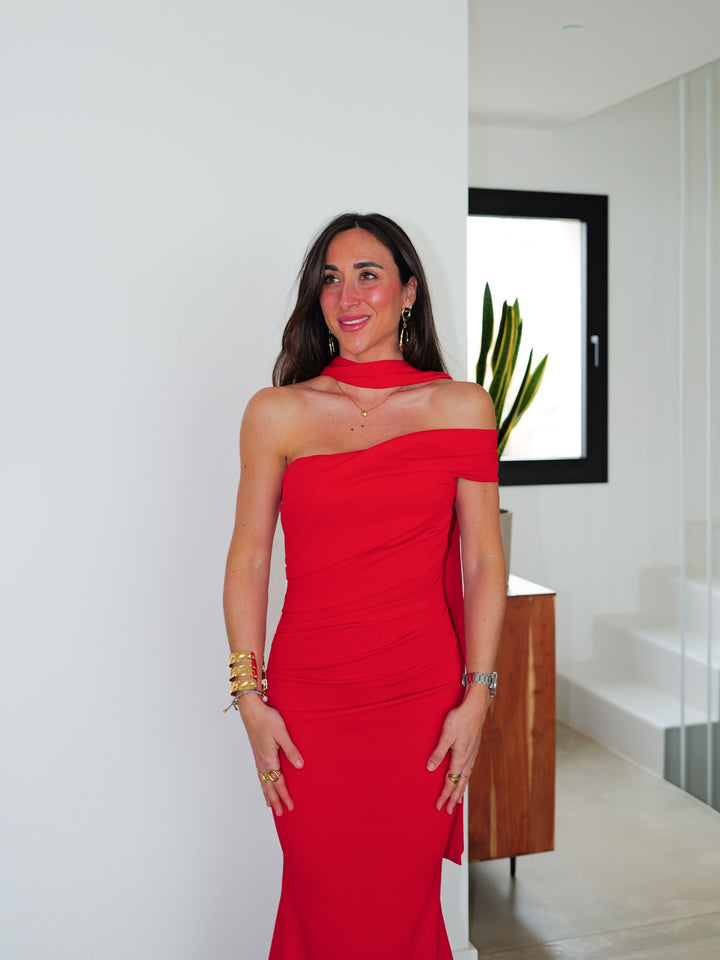 Robe Cerise — asymétrique, fronces, choker, rouge