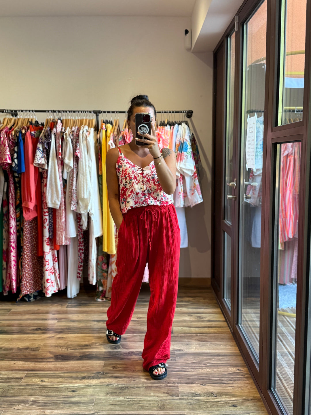 Pantalon gaze de coton rouge