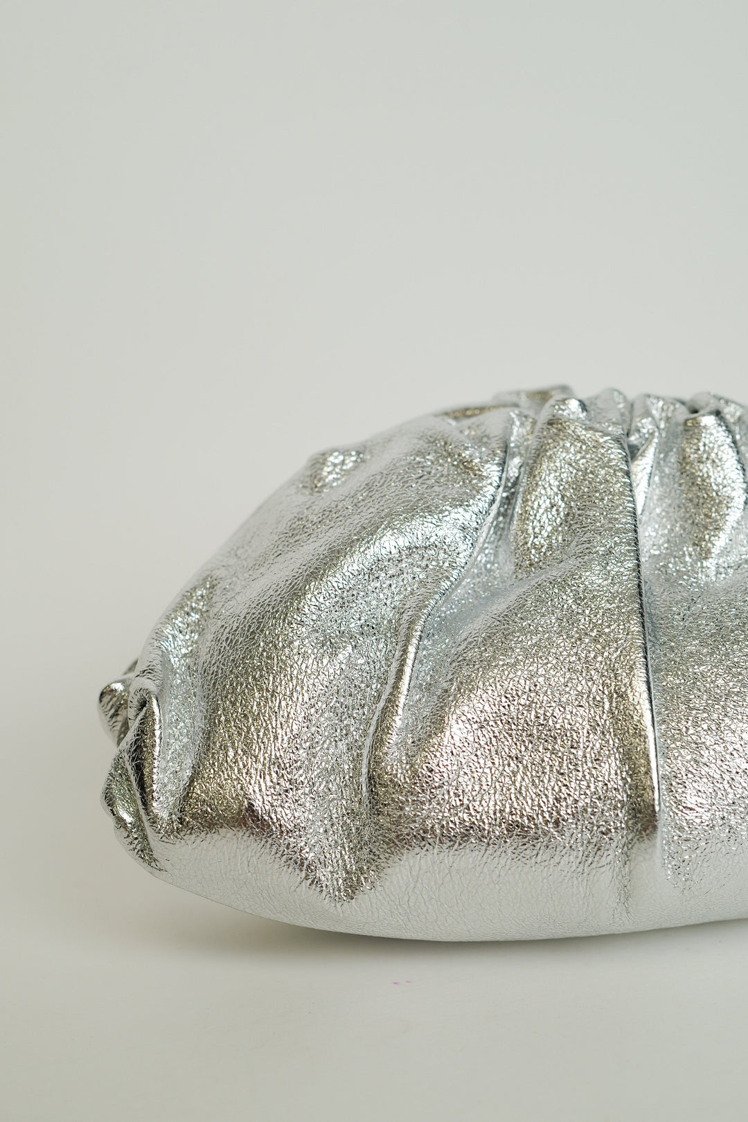 Pochette Alix — effet cuir, chaîne dorée, argenté