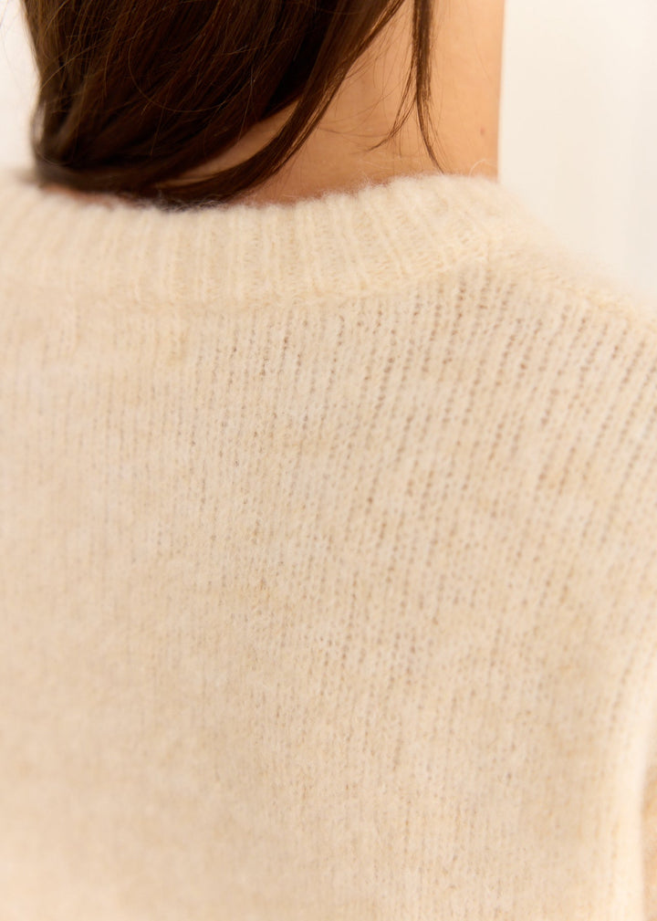 Pull Noomi