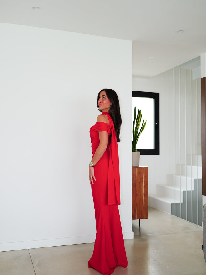 Robe Cerise — asymétrique, fronces, choker, rouge