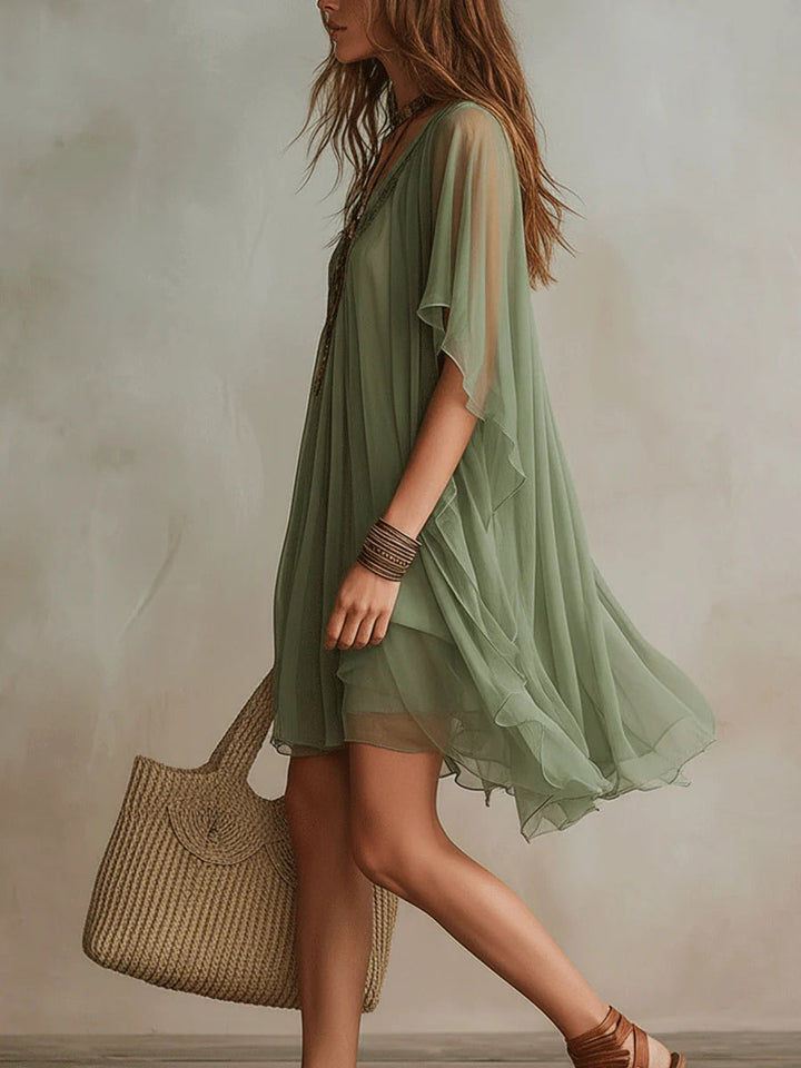 Mini Robe Émeraude — col en V, volants superposés